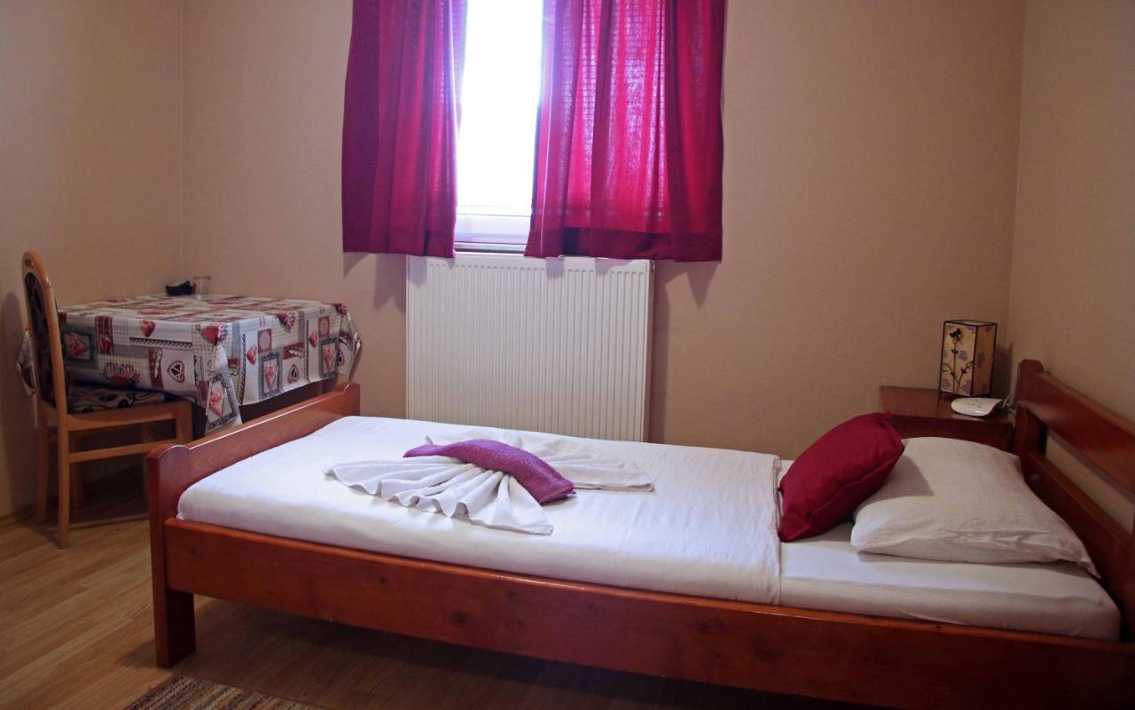 Motel Genex-M Bugojno Bagian luar foto