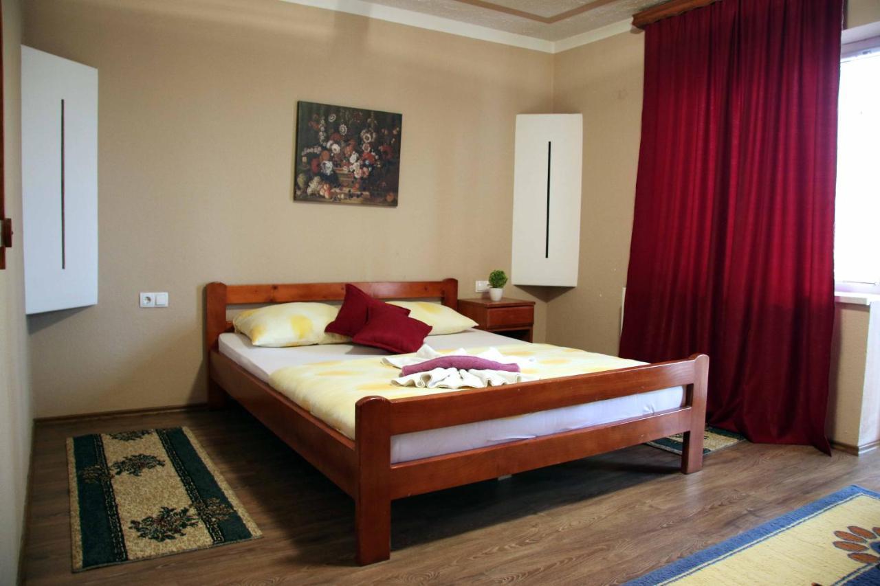 Motel Genex-M Bugojno Bagian luar foto